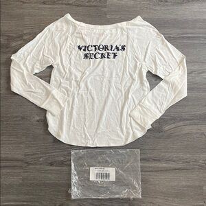 Victoria's Secret Pullover Crew Shirt. Size XS/S, BNWT